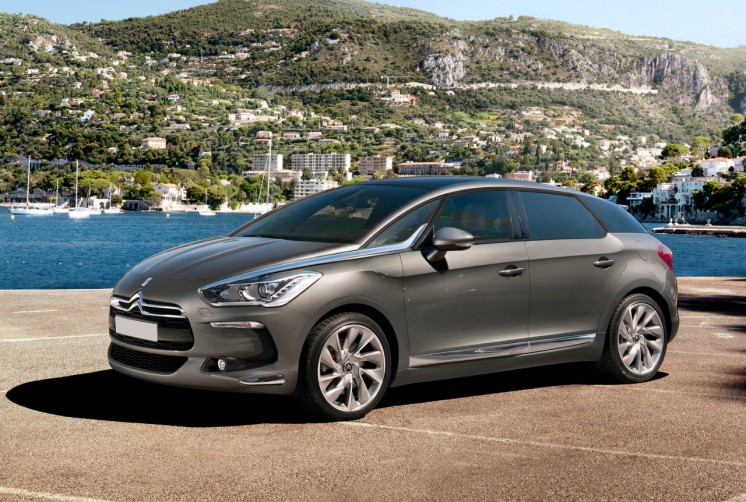 Citroen DS5 2012-го модельного года, первые фото