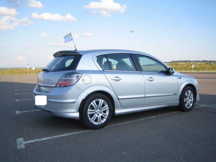 Фото Opel Astra H OPC 1.8L 5MT (2008 г.в. 22000 км)