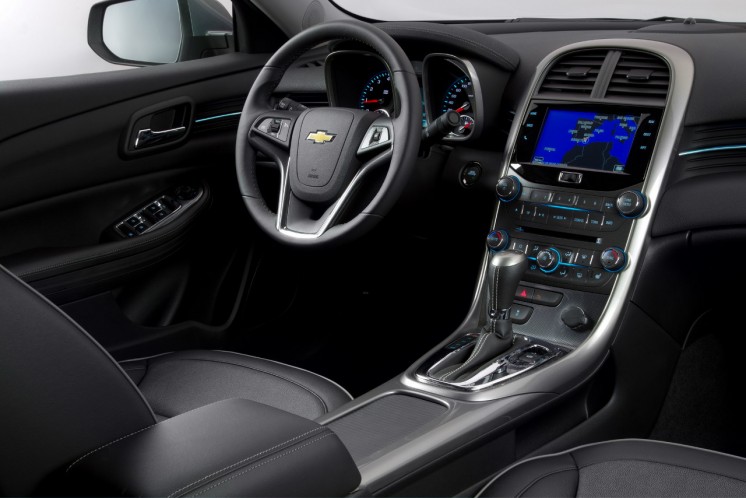 Фото Chevrolet Malibu 2012-го модельного года