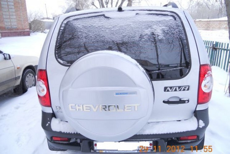 Фото Chevrolet Niva 1,7л 80л.с. (2010 г.в., 59000 км)
