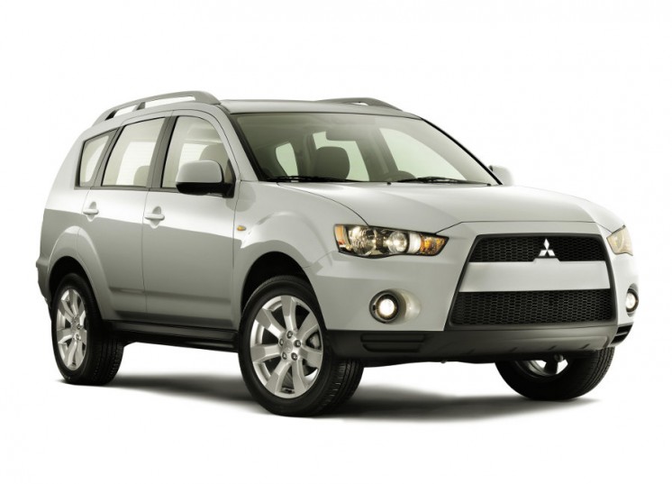 Фото Mitsubishi Outlander