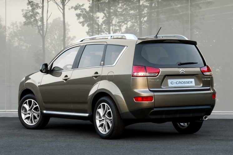 Фото Citroen C-Crosser