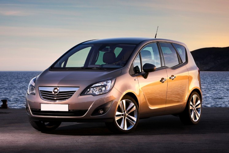 Opel Meriva 2011 модельного года