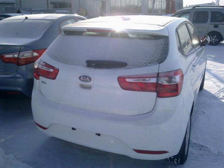 Kia Rio 2012 хэтчбек, фото