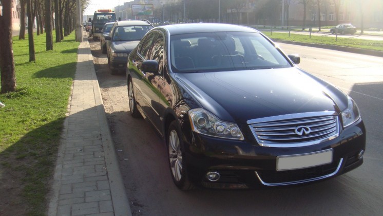 Infiniti M35x 3.5L 5AT (2010 г.в. 30 000 км)