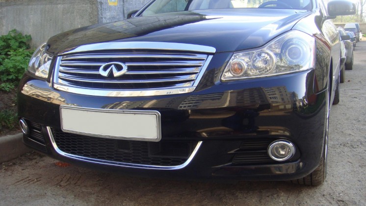 Infiniti M35x 3.5L 5AT (2010 г.в. 30 000 км)