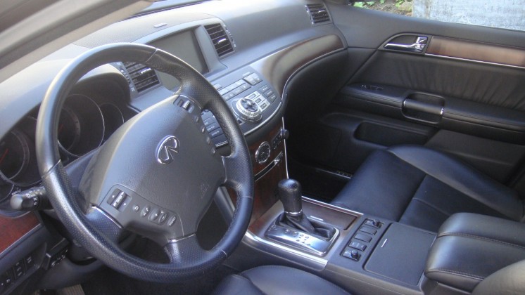 Infiniti M35x 3.5L 5AT (2010 г.в. 30 000 км)