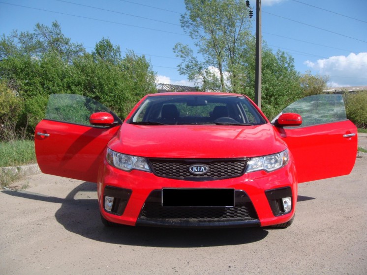 KIA Cerato Koup 2L 6MT (2011 г.в. 2500 км), фото