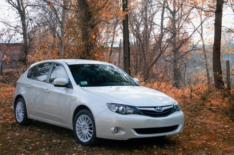 Subaru Impreza 2.0R AT (2010 г.в. 20000 км), фото