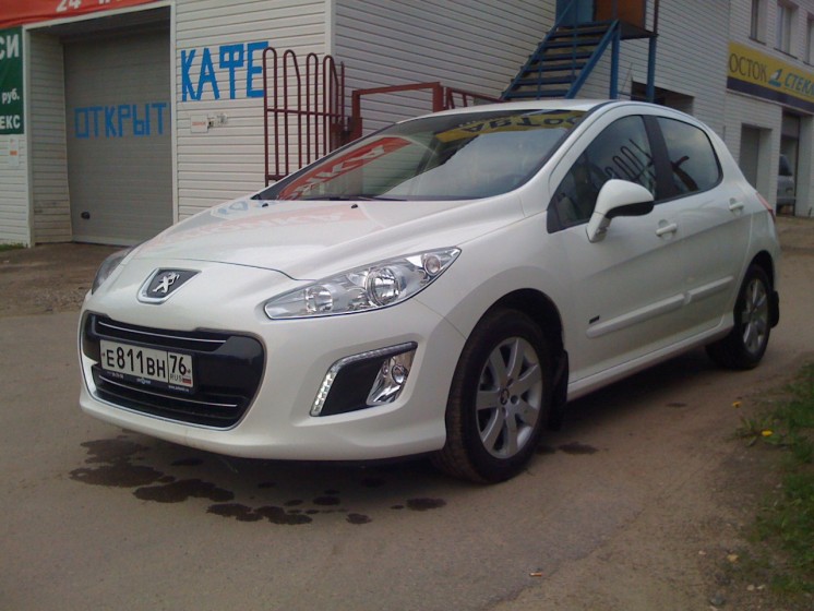 Peugeot 308 5МКПП (2011 г.в. 14500 км)