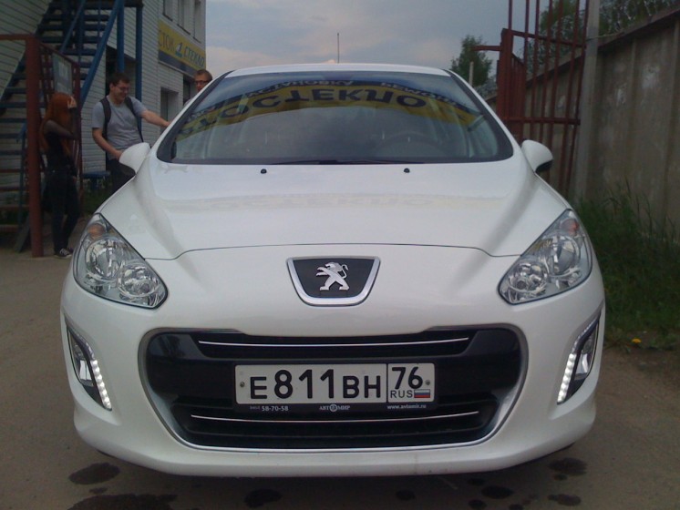 Peugeot 308 5МКПП (2011 г.в. 14500 км)