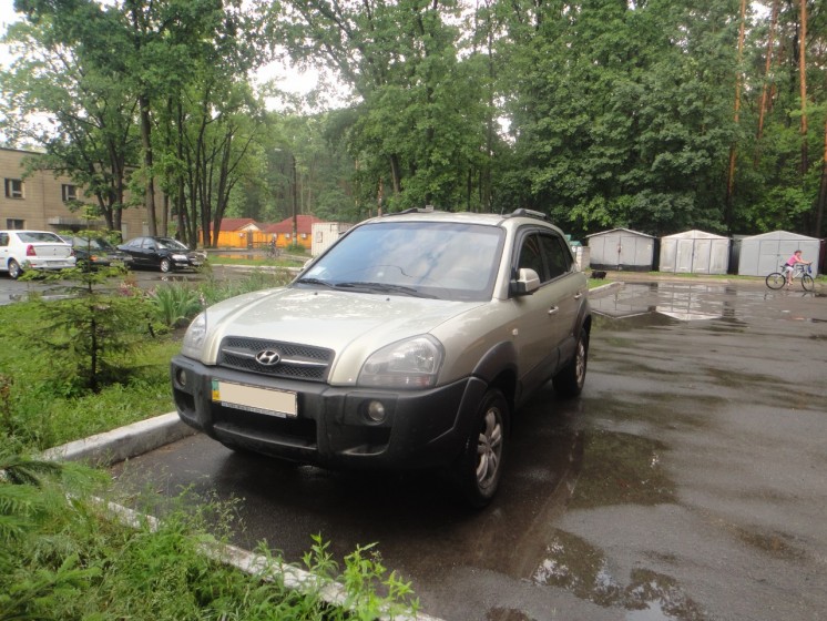 Фото Hyundai Tucson 4WD 2.0L 5 MT (2008 г.в. 60 000 км)