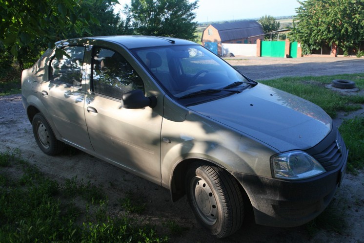 Фото Renault Logan 1.4L МКП5 (2010 г.в. 5 000 км)