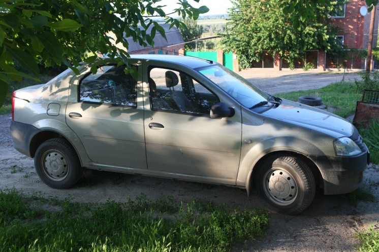 Фото Renault Logan 1.4L МКП5 (2010 г.в. 5 000 км)