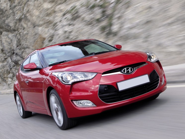 Первые фото Hyundai Veloster