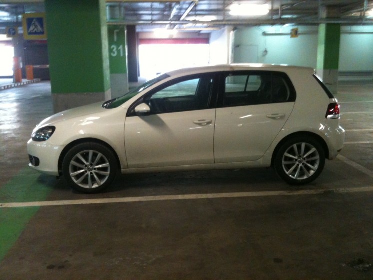 Фото Volkswagen Golf 1.4 турбо 7DSG (2011 г.в. 15 000 км)