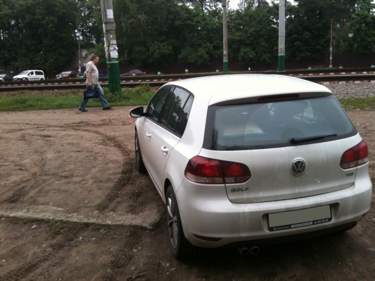 Фото Volkswagen Golf 1.4 турбо 7DSG (2011 г.в. 15 000 км)