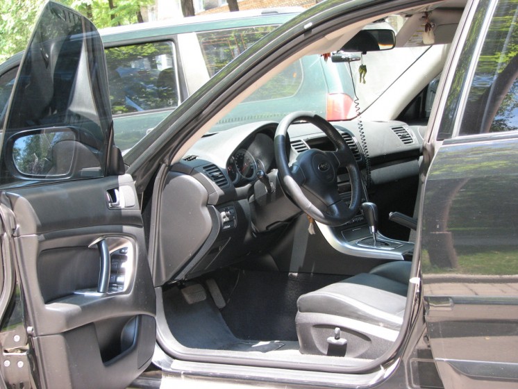 Фото Subaru Outback 2.5L 4AКПП (2006 г.в. 157000 км)