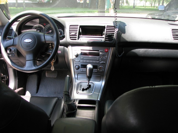 Фото Subaru Outback 2.5L 4AКПП (2006 г.в. 157000 км)