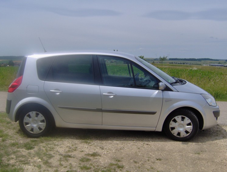 Фото Renault Scenic Avantage 1,5dCi (2009 г.в. 50000 км)