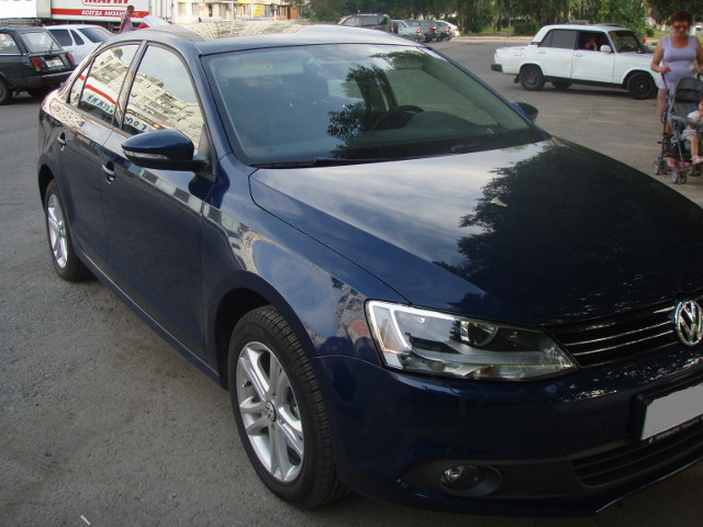 Фото Volkswagen Jetta 1.4L TSI 7-speed DSG (2011 г.в. 6000 км)