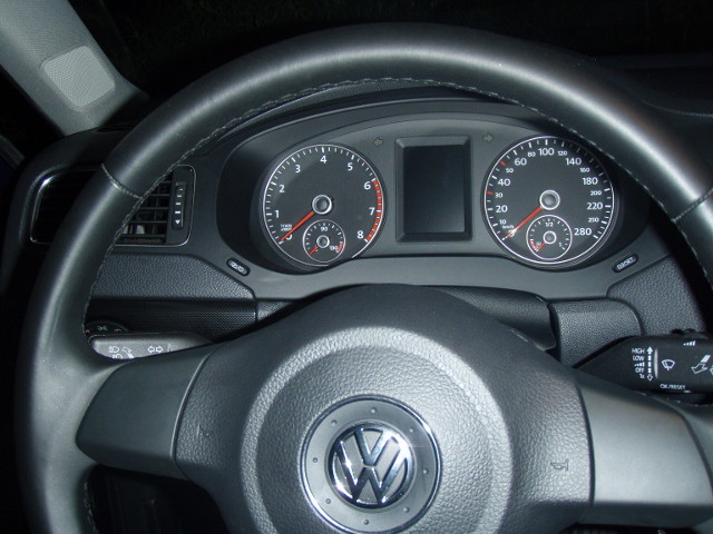 Фото Volkswagen Jetta 1.4L TSI 7-speed DSG (2011 г.в. 6000 км)