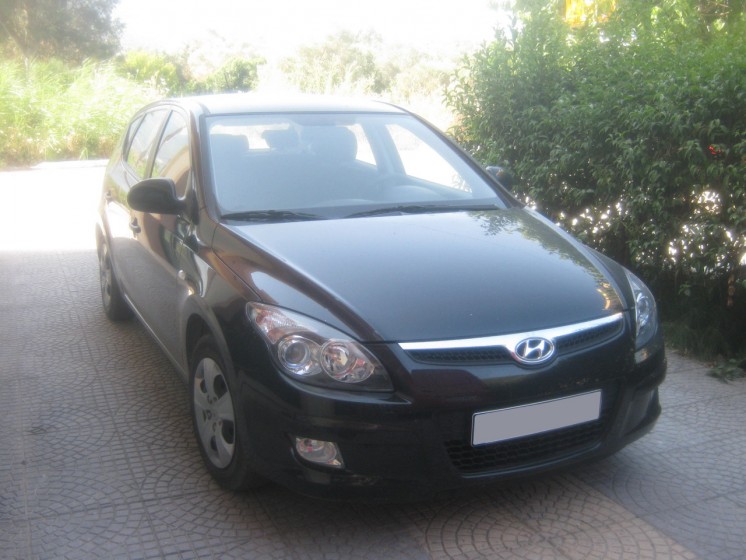 Фото Hyundai i30 1.4л 5-МКПП (2010 г.в. 33000 км)