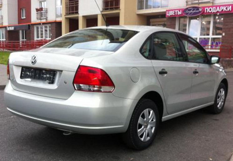 Фото Volkswagen Polo Sedan 1.6L 5MT (2011 г.в. 25000 км)