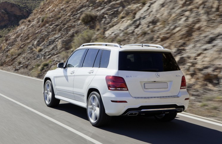 Mercedes-Benz GLK 2012-го модельного года, первые фото