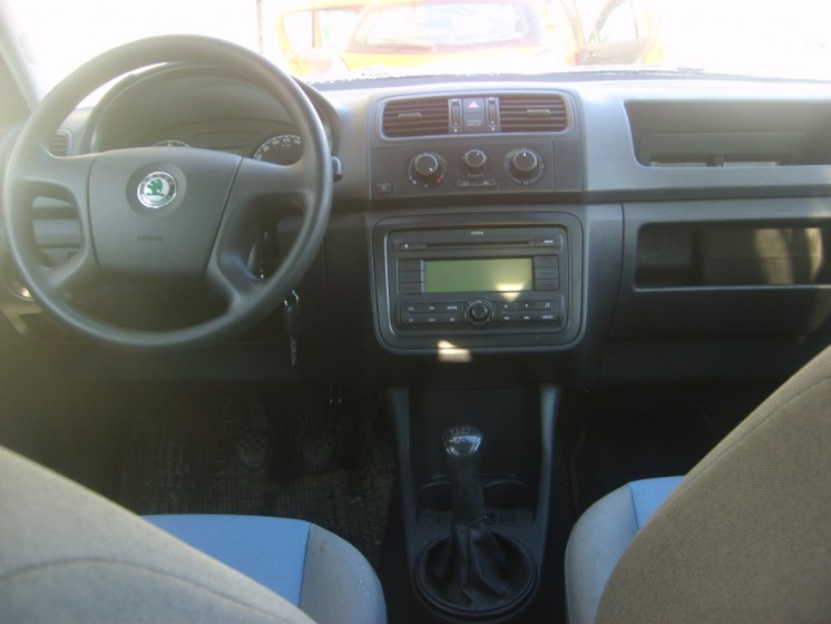 Фото Skoda Fabia 1.2HTP 5MT (2007 г.в. 90000 км)