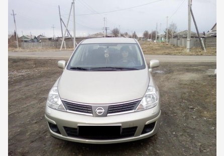 Фото Nissan Tiida 1.8л 6МКПП (2012 г.в. 7000 км)