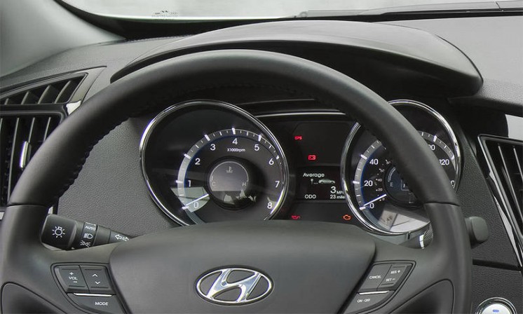 Фото Hyundai Sonata 2010 - 2011 модельного года