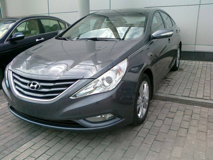 Фото Hyundai Sonata 2010 - 2011 модельного года