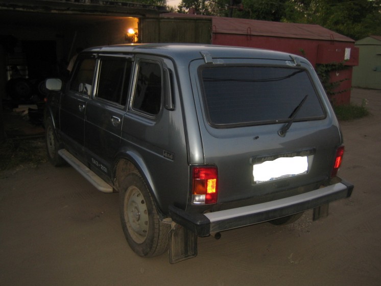 Фото Lada (ВАЗ) 2131 М (4x4) 1.7L 5MT (2010 г.в. 10000 км)