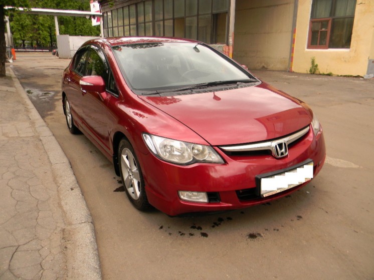 Фото Honda Civic 1.8л АКПП (2010 г.в. 30 000 км)