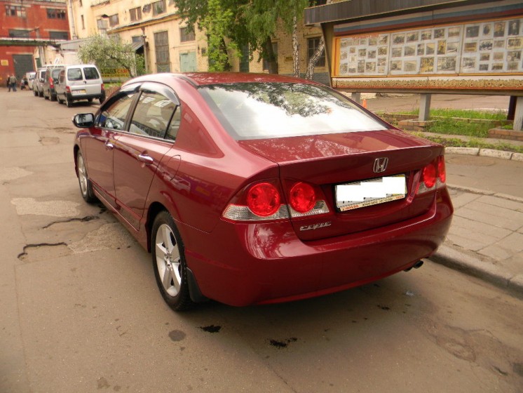 Фото Honda Civic 1.8л АКПП (2010 г.в. 30 000 км)