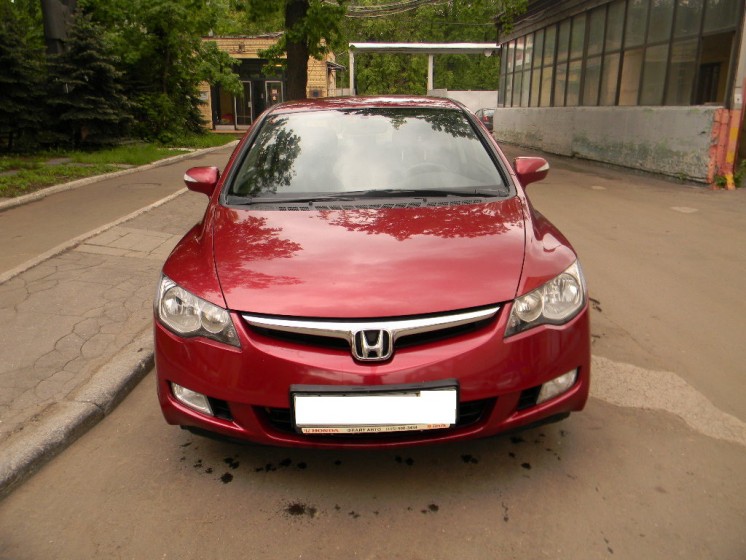 Фото Honda Civic 1.8л АКПП (2010 г.в. 30 000 км)