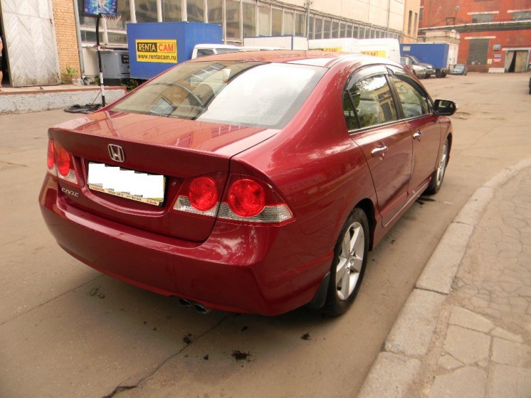 Фото Honda Civic 1.8л АКПП (2010 г.в. 30 000 км)