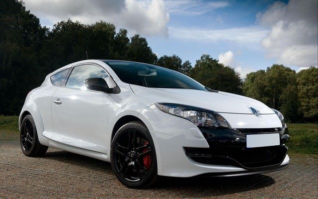 Renault Megane 2012-го модельного года, первые фото