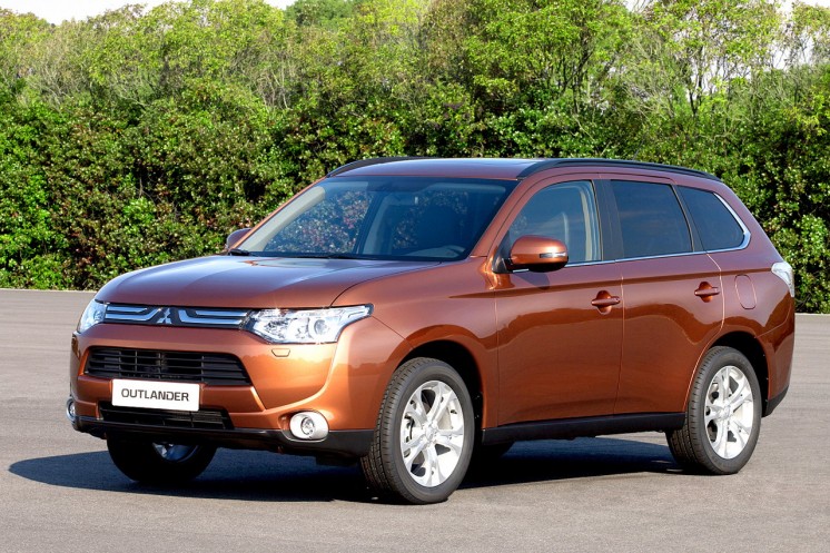 Mitsubishi Outlander 2012-го модельного года, первые фото