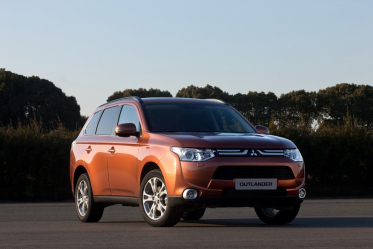 Mitsubishi Outlander 2012-го модельного года, первые фото