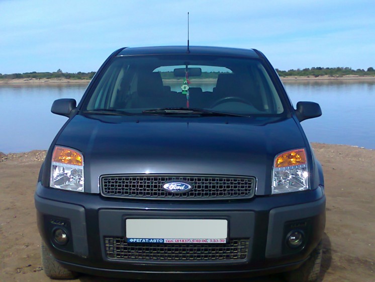 Фото Ford Fusion 1.4L МКП (2010 г.в. 62000 км)