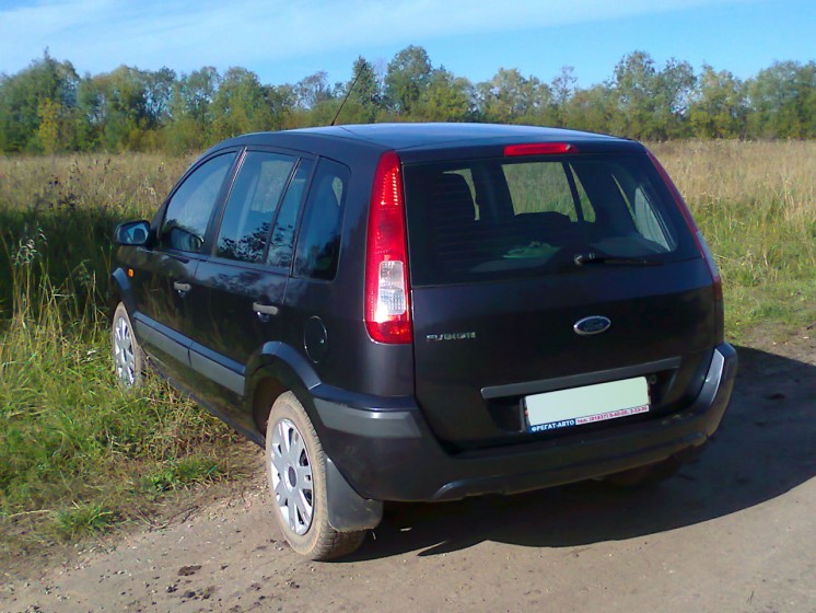 Фото Ford Fusion 1.4L МКП (2010 г.в. 62000 км)