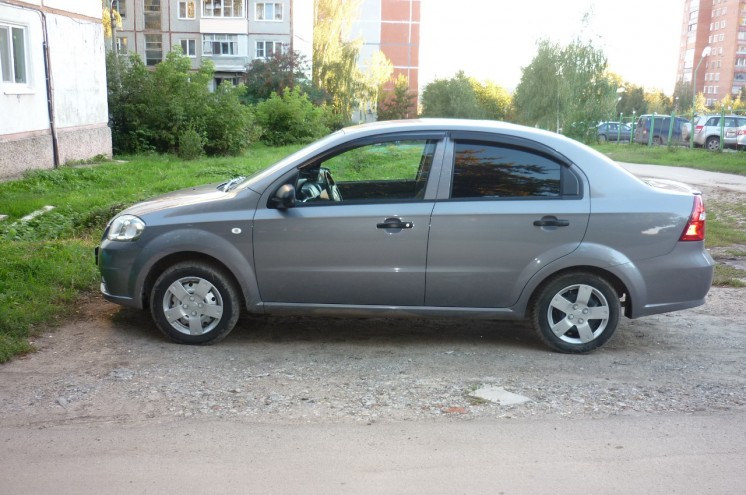 Фото Chevrolet Aveo 1.2L 5MT (2011 г.в. 32000 км)