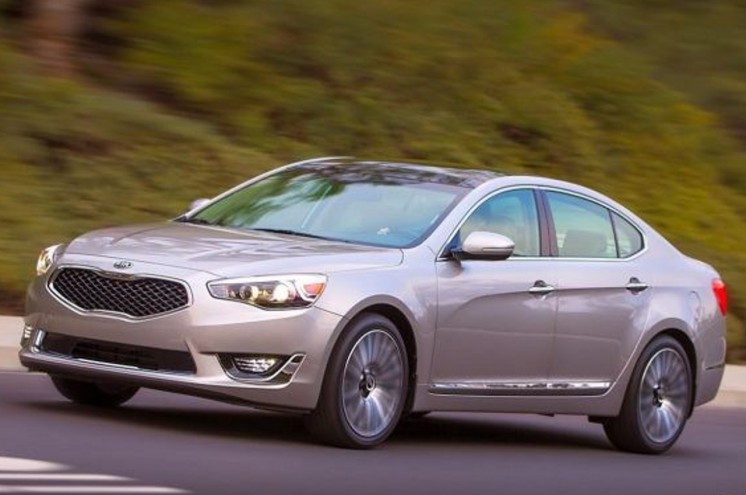 Первые фото Kia Cadenza 2013-го года