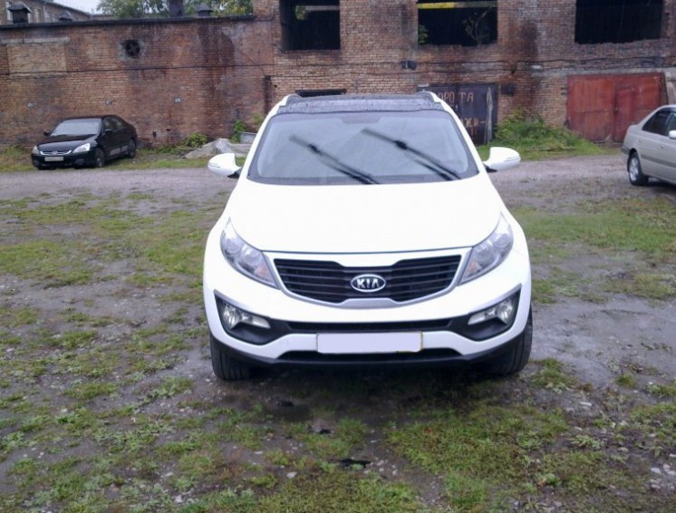 Фото Kia Sportage (2010 г.в. 35000 км)