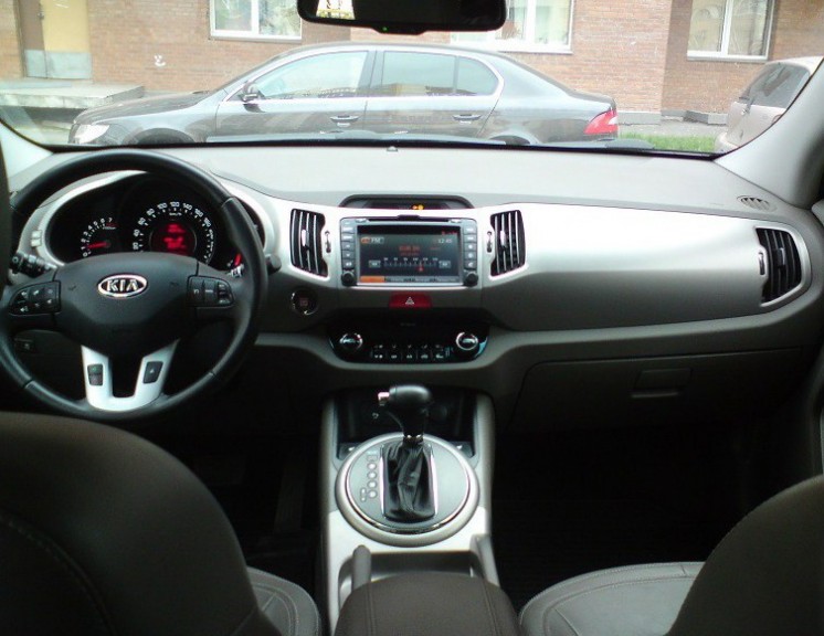 Фото Kia Sportage (2010 г.в. 35000 км)