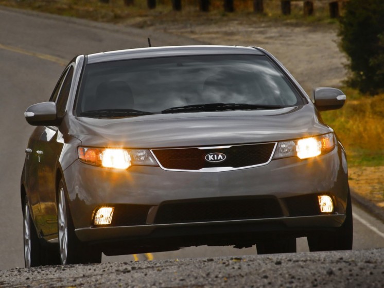 Фото Kia Cerato 2012-го модельного года