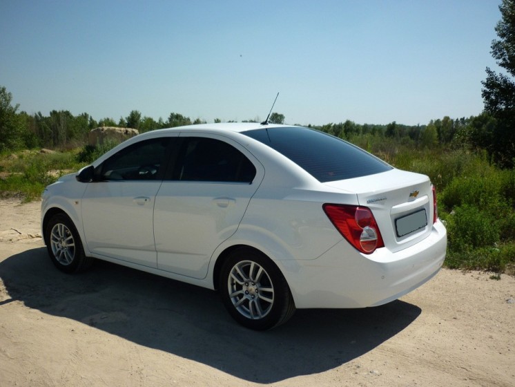 Фото Chevrolet Aveo II Sedan 1.6i (115Hp) (2012 г.в. 10000 км)