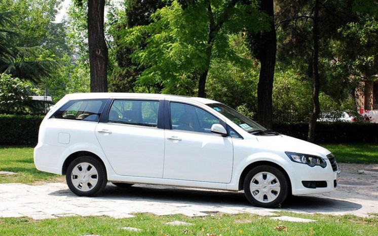 Фото Chery Cross Eastar 2012-го модельного года